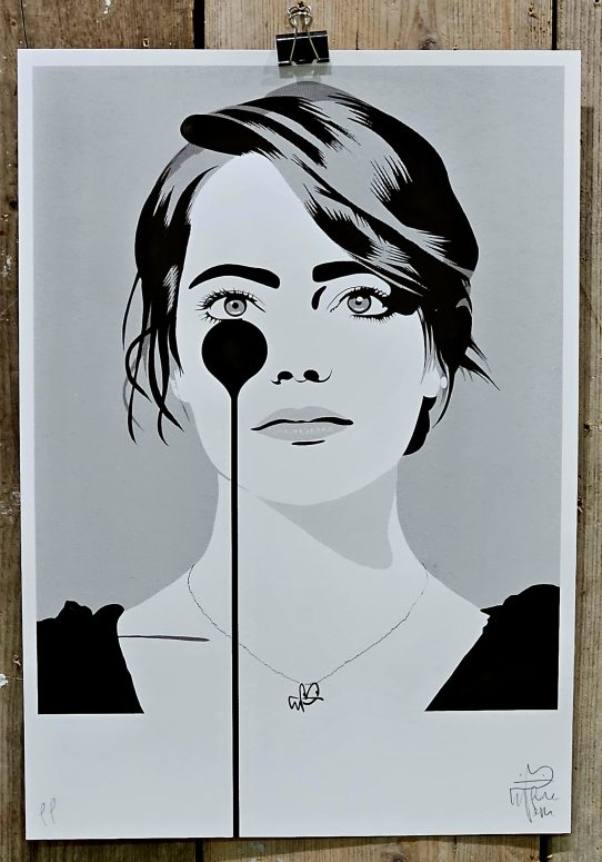 Emma Stoned (grey/black) by Pure Evil